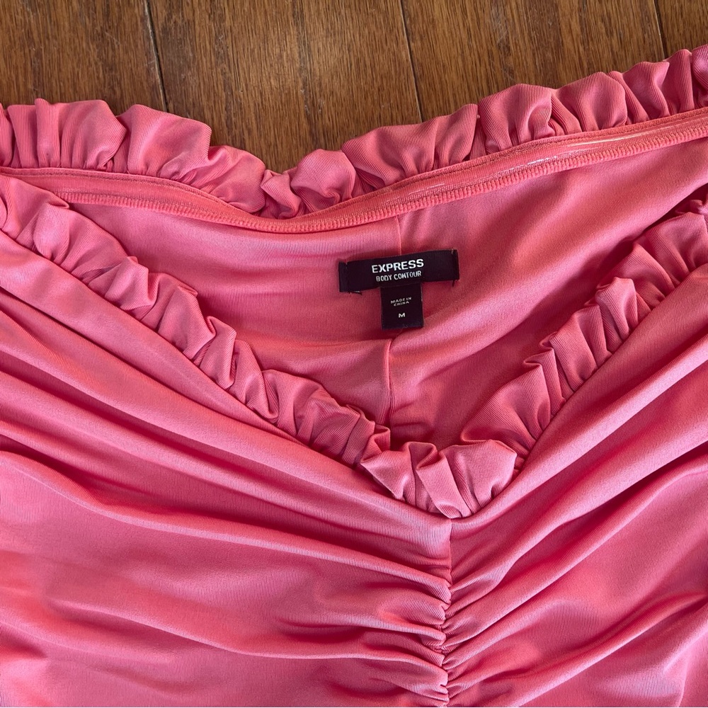 Express Body Contour Compression ruched off-the-shoulder top size medium pink - Picture 2 of 8